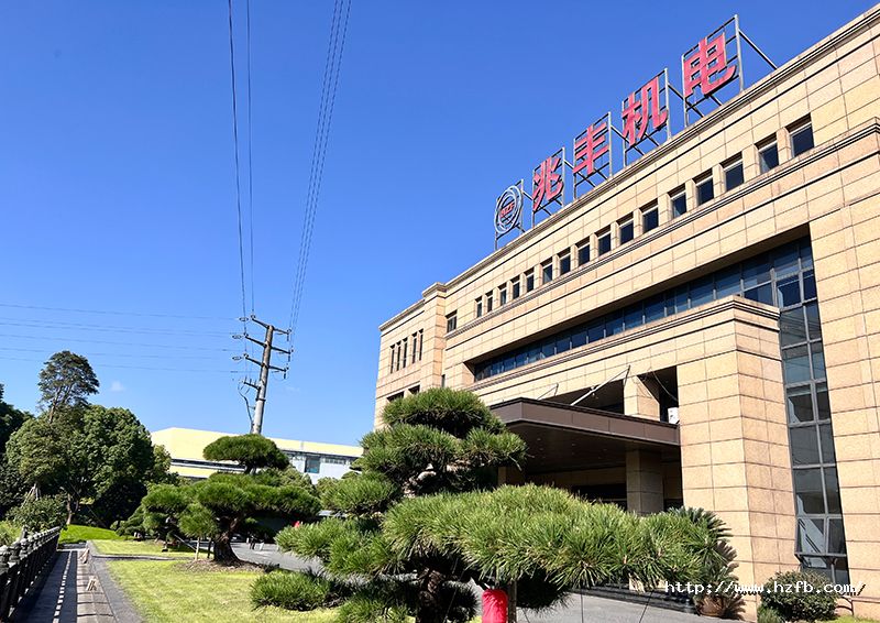 1732011554584850QtoY.jpg 2.jpg